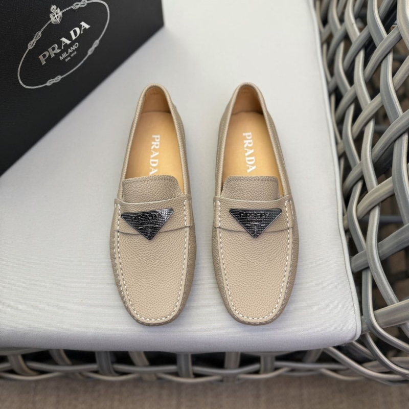 Pra*a leather shoes